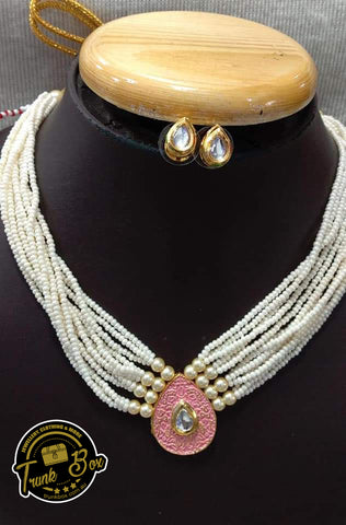 Strings of pearl Necklace set with Pendant